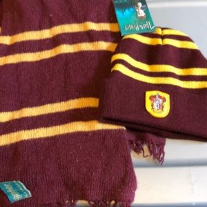 Harry Potter winter hat and scarf